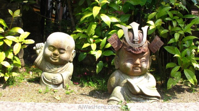 Estatuas en el Daisho In