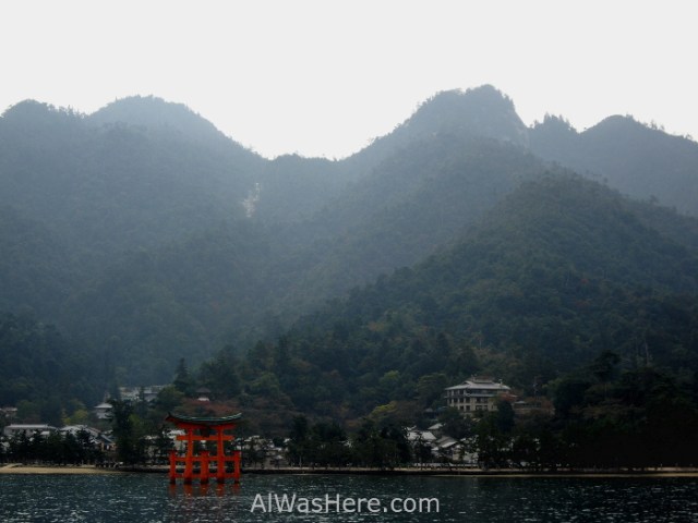 Miyajima desde el ferry
