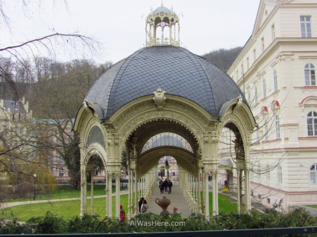 Columnada del Parque