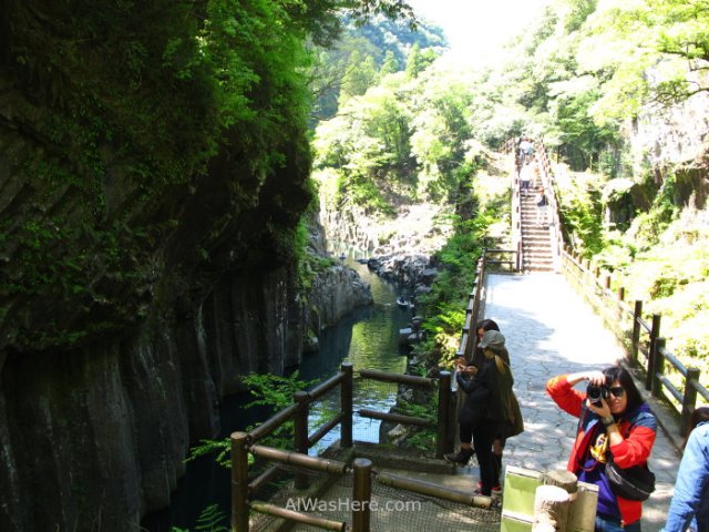 el-sendero-junto-a-la-garganta