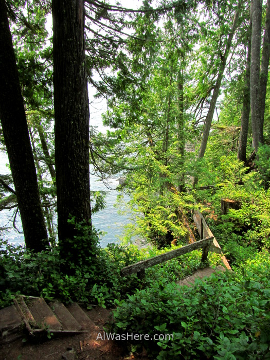 JUAN DE FUCA 34. Escaleras Marine Trail, Isla de Vancouver, Columbia Britanica, Canada. British, Island.