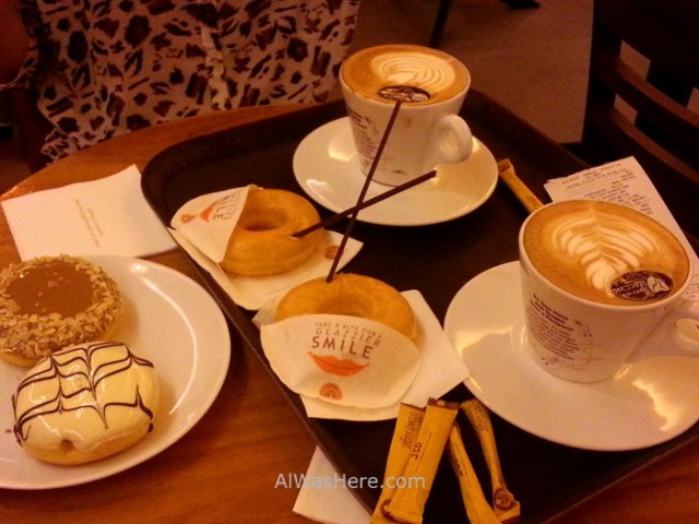 MAKATI información 4. cafeteria en greenbelt park mall, Manila, Filipinas Philippines