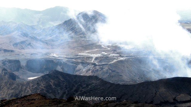 MONTE ASO 10. Carretera road Sendero trail Nakadake Asosan Mount Summit, Kyushu, Japon, Japan
