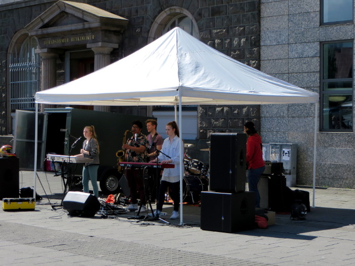 ISLANDIA 4. islandeses cantando grupo festival Icelanders singing Iceland