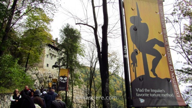 CASTILLO DRACULA 5 entrada entrance Bran Castle Transilvania Rumania Transylvania Romania